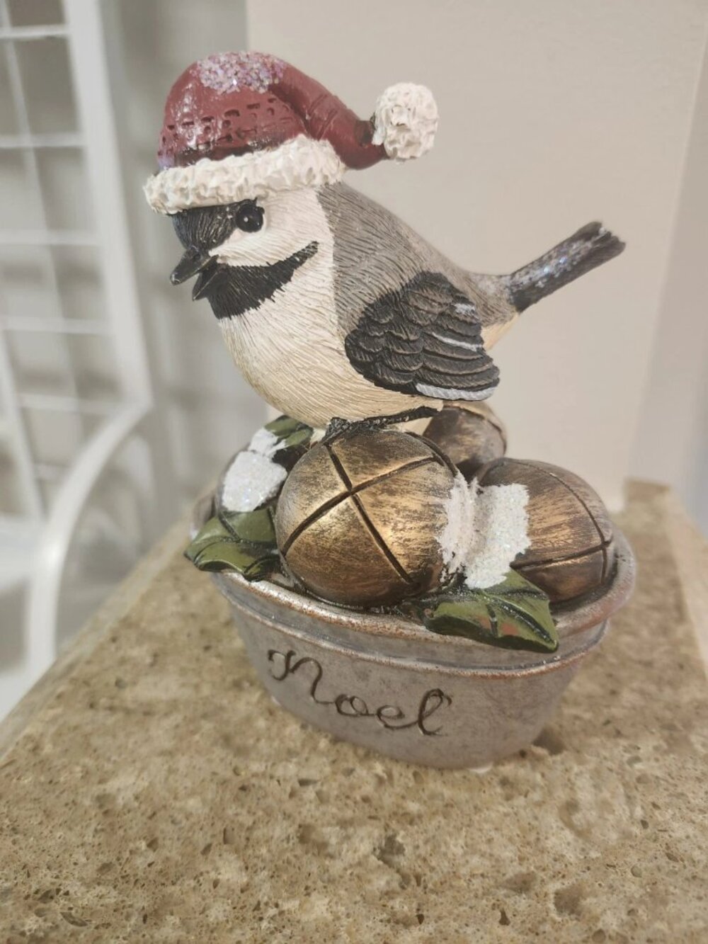 Winter Rustic Bird with Hat Figurine Winter NOEL Christmas Statue